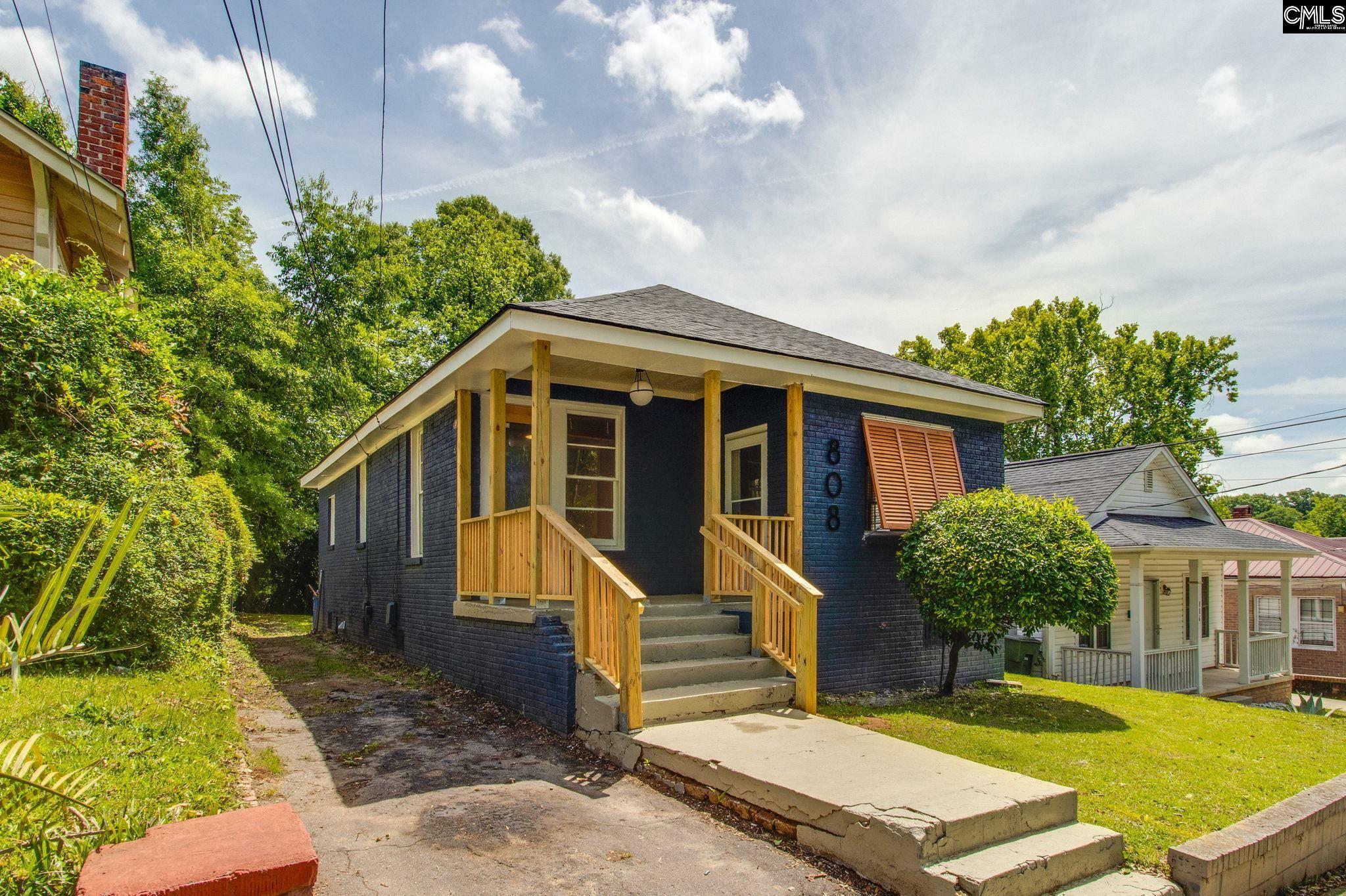 Property Photo: 808 Oak SC 29205