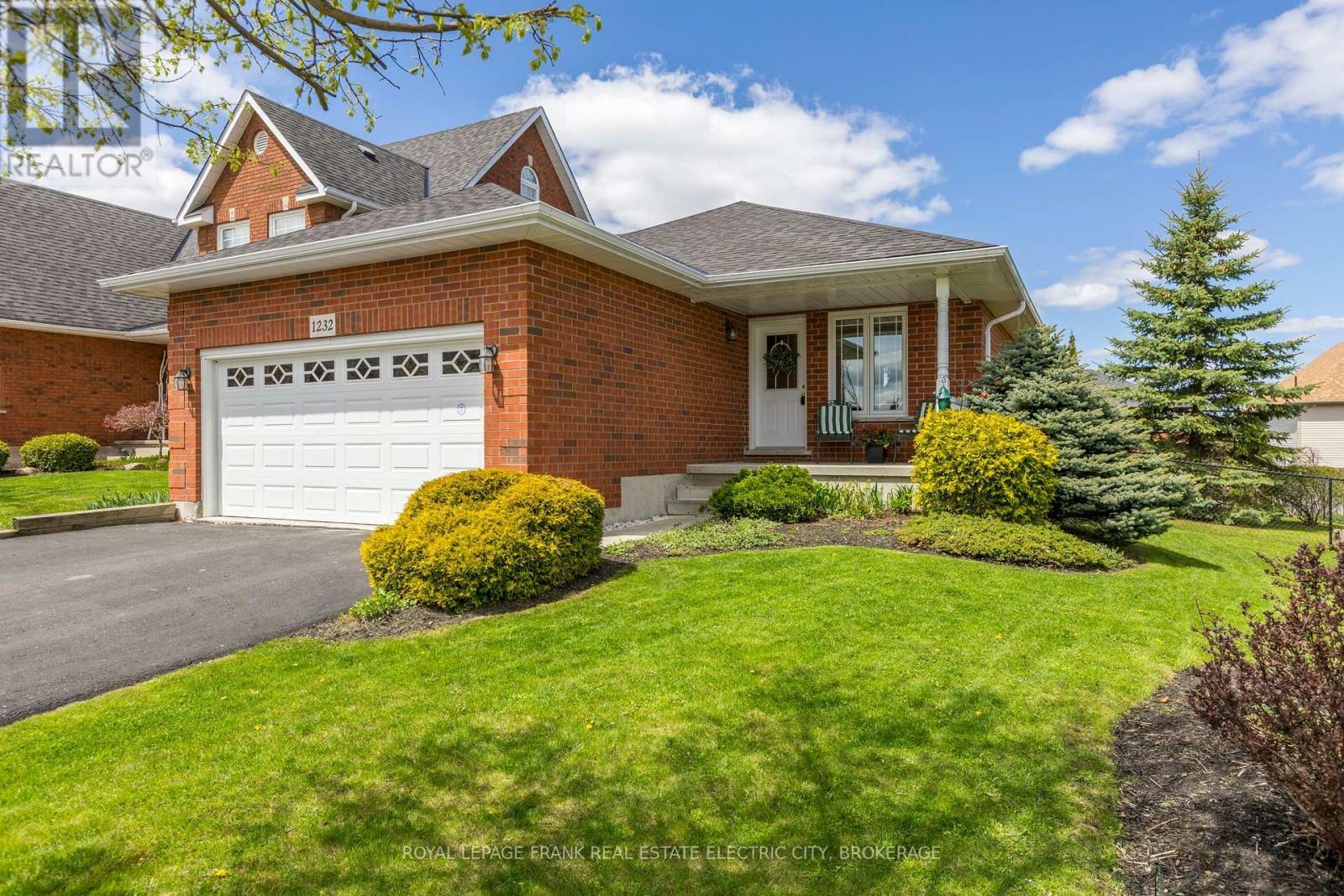 1232 Scollard Drive  Peterborough East (North) ON K9H 0A8 photo