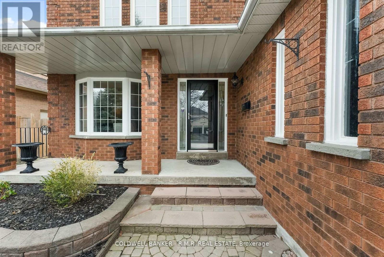 Property Photo: 36 Falstaff Crescent ON L1R 1W3