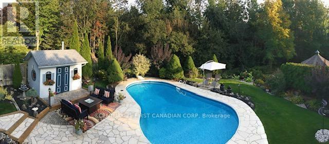 Property Photo: 31 Glenridge Crescent ON N6G 4W5