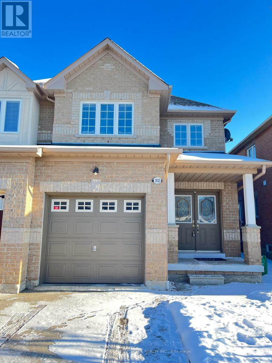 Property Photo: 3532 Southwick Street ON L5M 7L6
