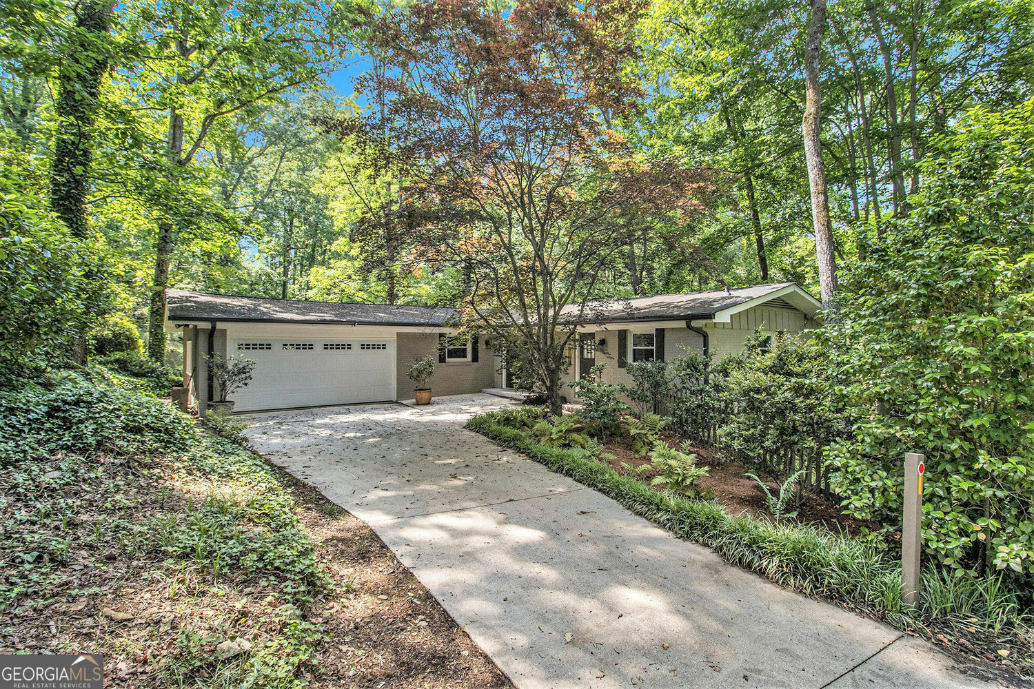 Property Photo: 6590 Williamson Drive NE GA 30328