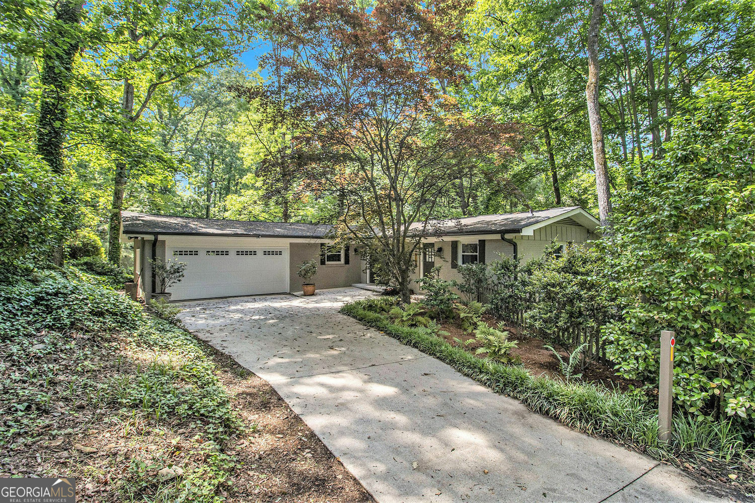 Property Photo: 6590 Williamson Drive NE GA 30328