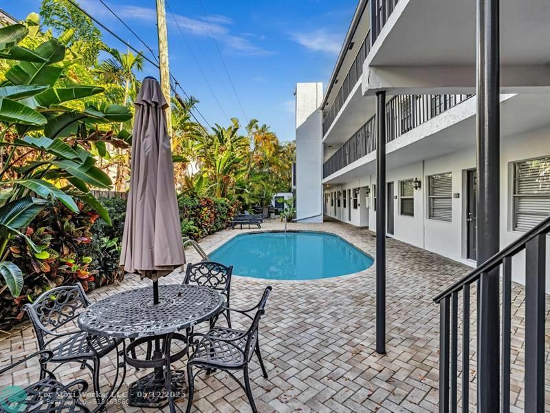 215 NE 16th Ave 203  Fort Lauderdale FL 33301 photo