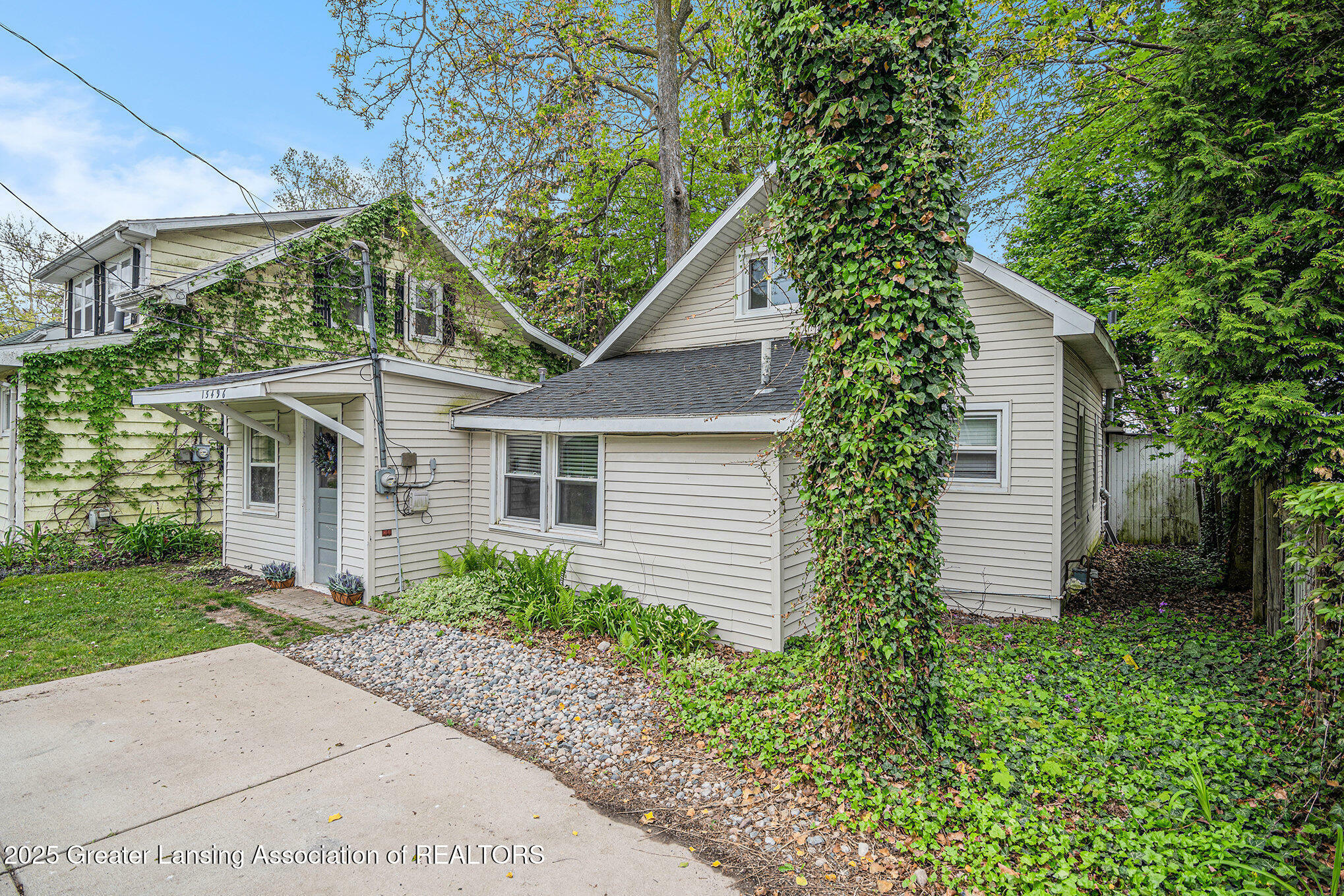 Property Photo: 15496 Park Lake Road MI 48823