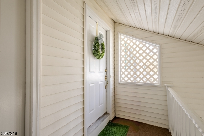 Property Photo: 112 Smithfield Ct NJ 07920