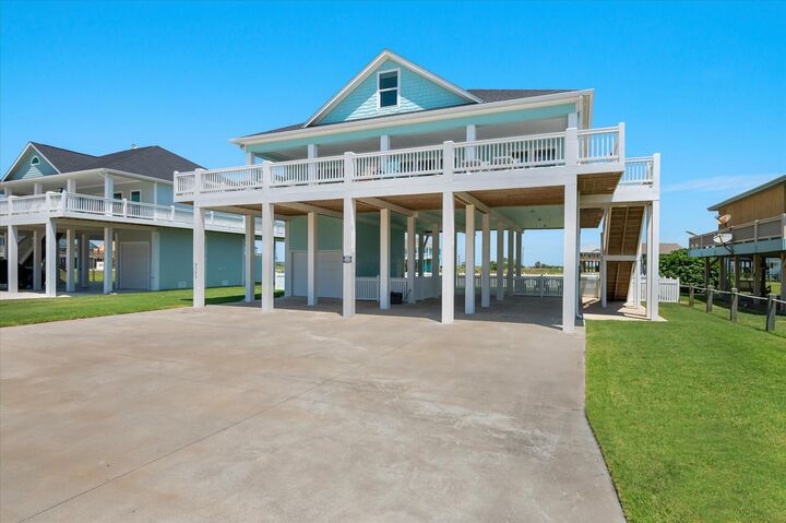 Property Photo:  3025 Carioca Court  TX 77650 
