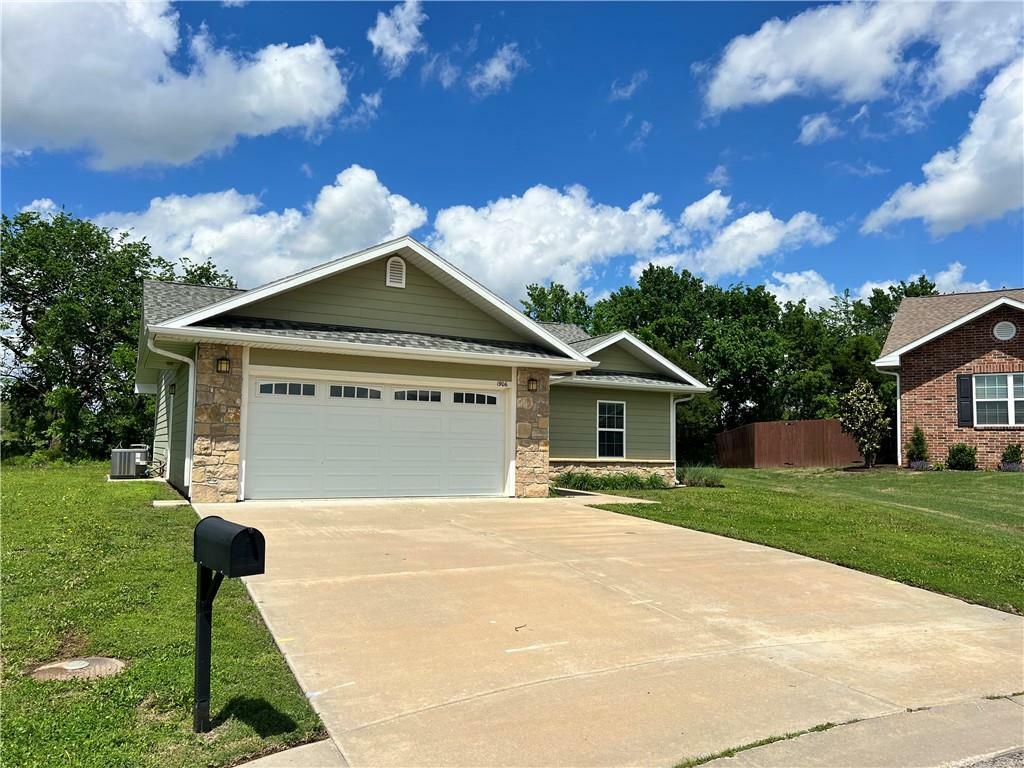 Property Photo: 1906 Bradley Court KS 67301