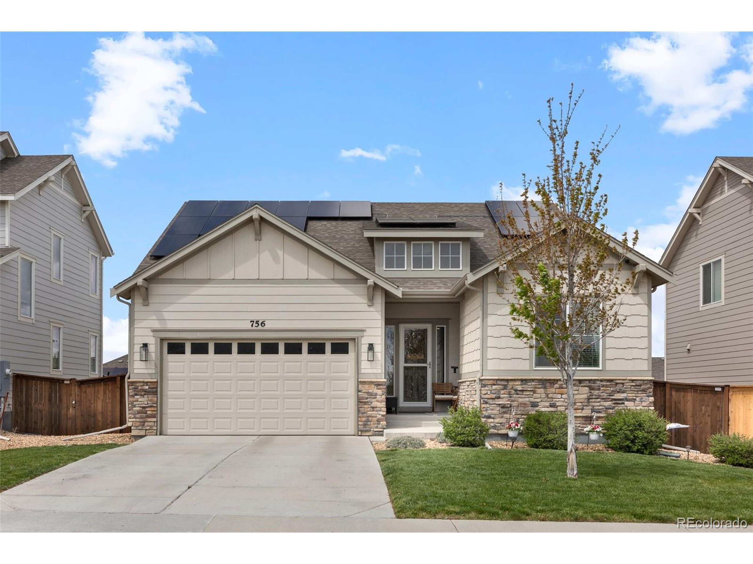 Property Photo: 756 Ranchhand Dr CO 80513