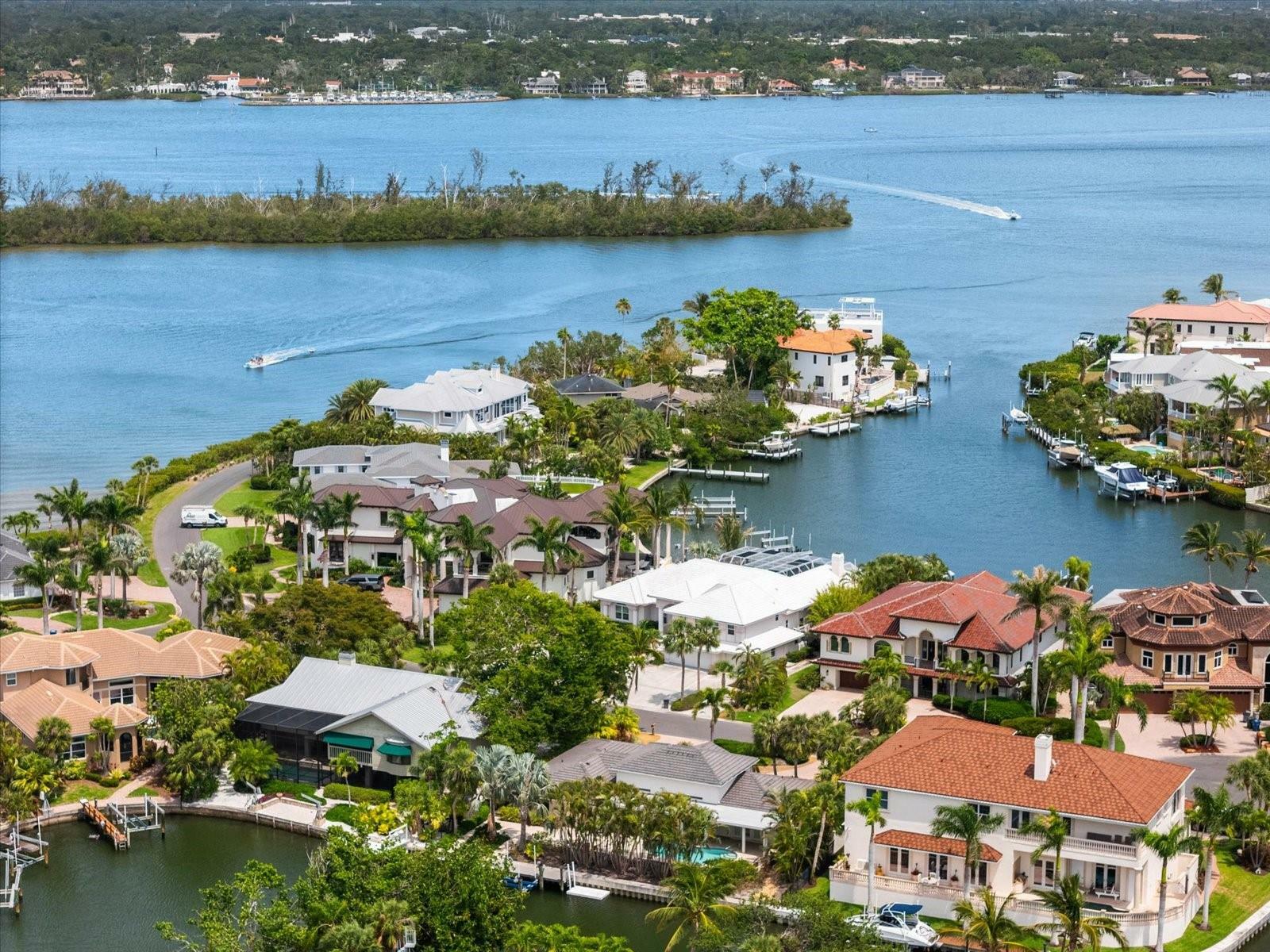 Property Photo: 868 Siesta Key Circle FL 34242