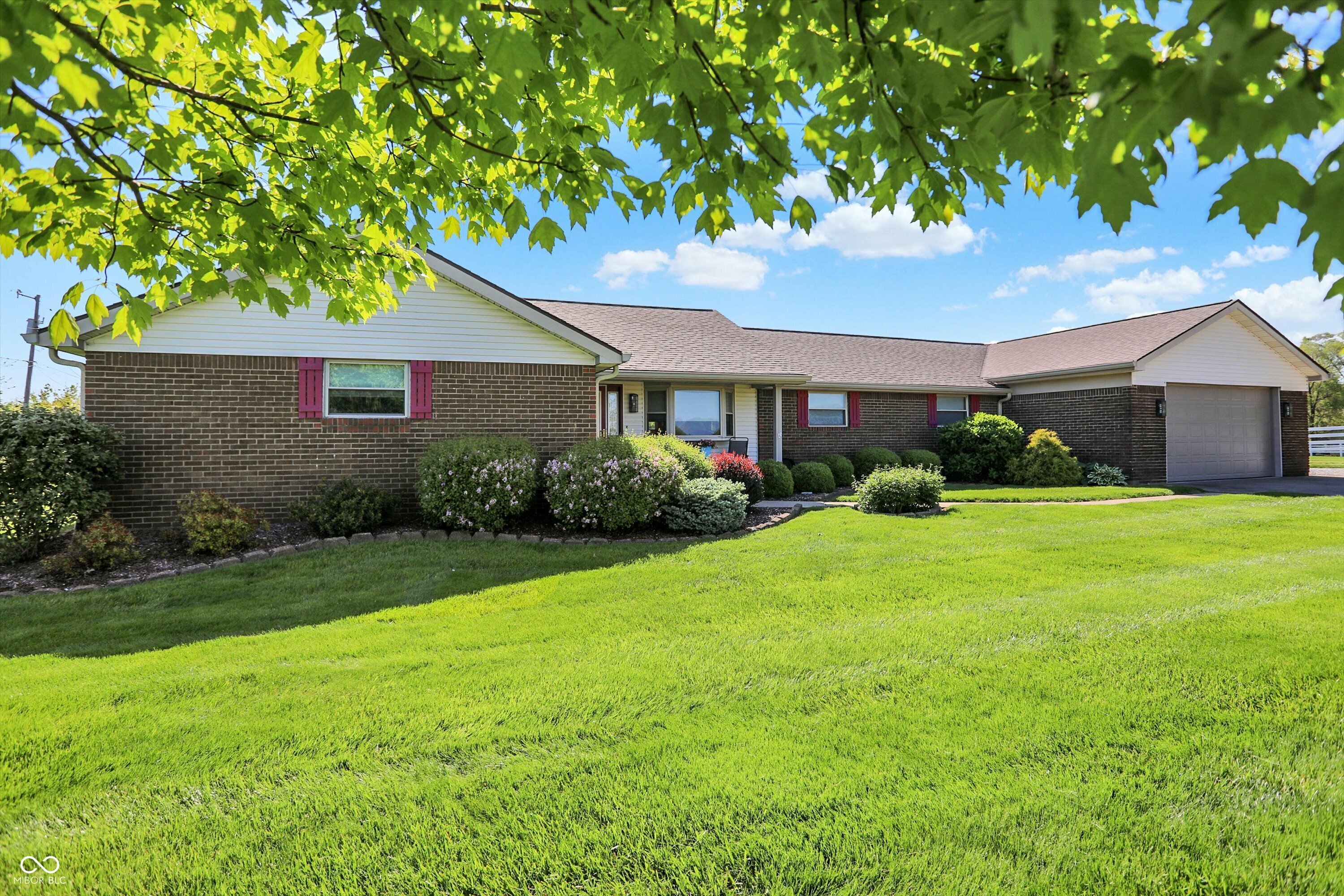 Property Photo:  2769 S 800 W  IN 46239 