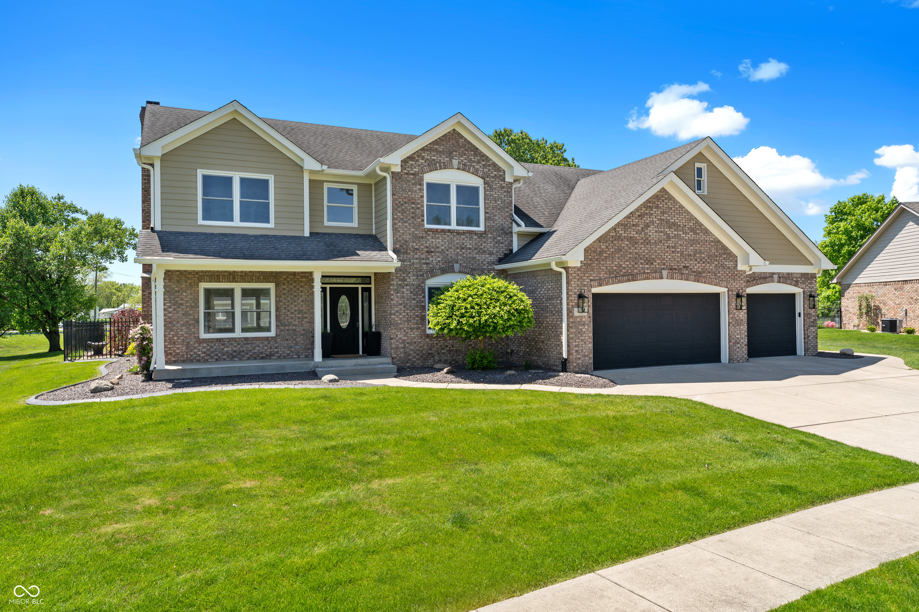 Property Photo: 28 Hudson Bay Lane IN 46142