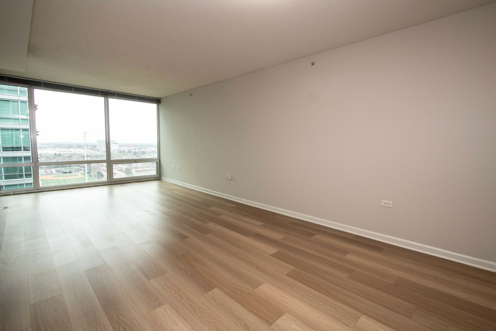 Property Photo: 9655 Woods Drive 1605 IL 60076