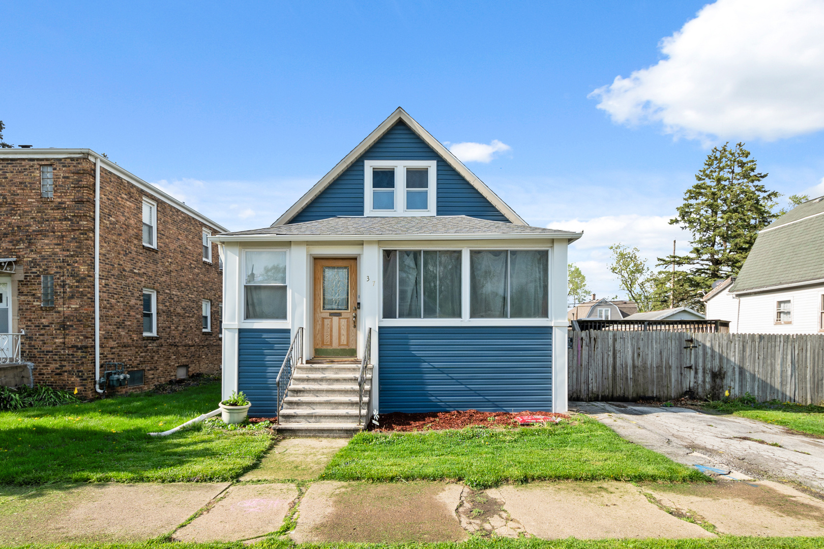 Property Photo:  37 McKinley Avenue  IL 60475 