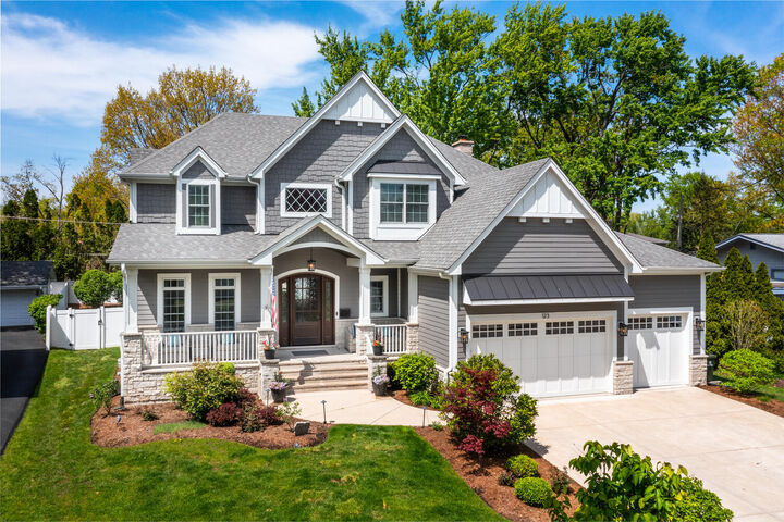 123 Fernwood Drive  Naperville IL 60540 photo