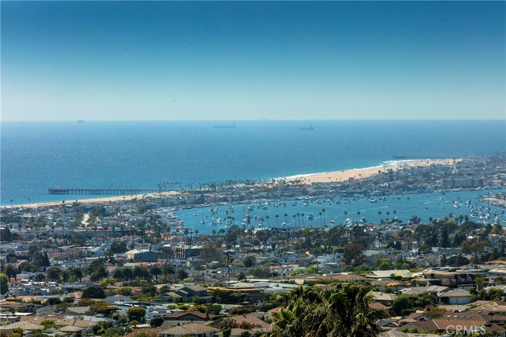 Property Photo: 3 Seashell CA 92657