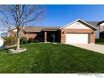 Property Photo: 833 Sunnyhill Lane IL 62236