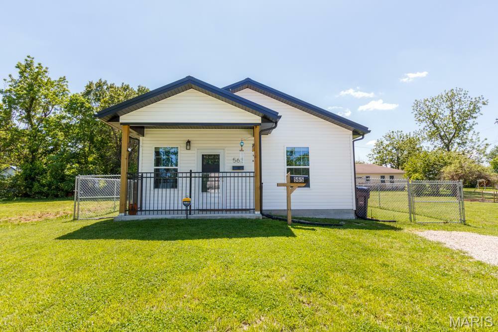 Property Photo: 565 Polk Street MO 65536