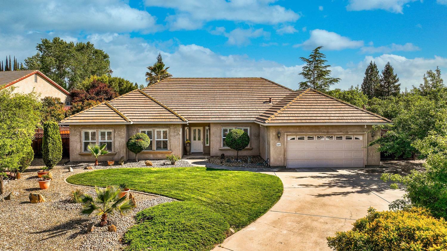 Property Photo: 689 Saint Andrews CA 95252