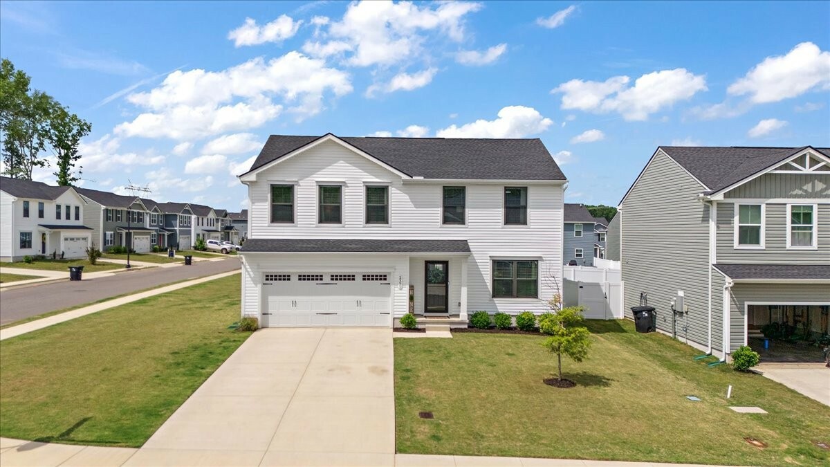Property Photo: 2331 Burnwick Grv TN 37174