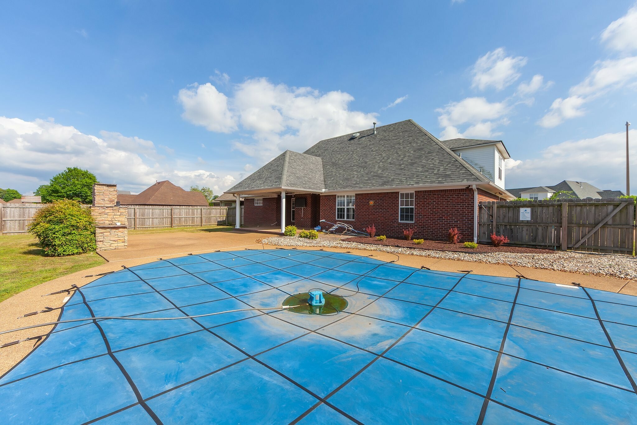 Property Photo: 315 Short Leaf Dr TN 38355