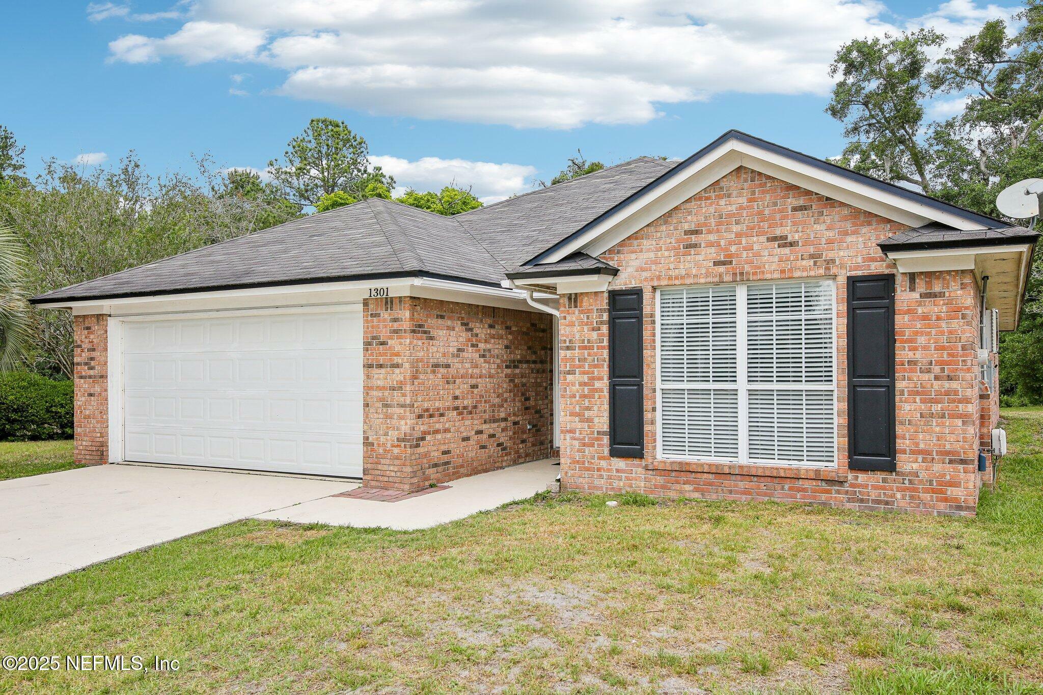 Property Photo: 1301 Portside Drive FL 32003