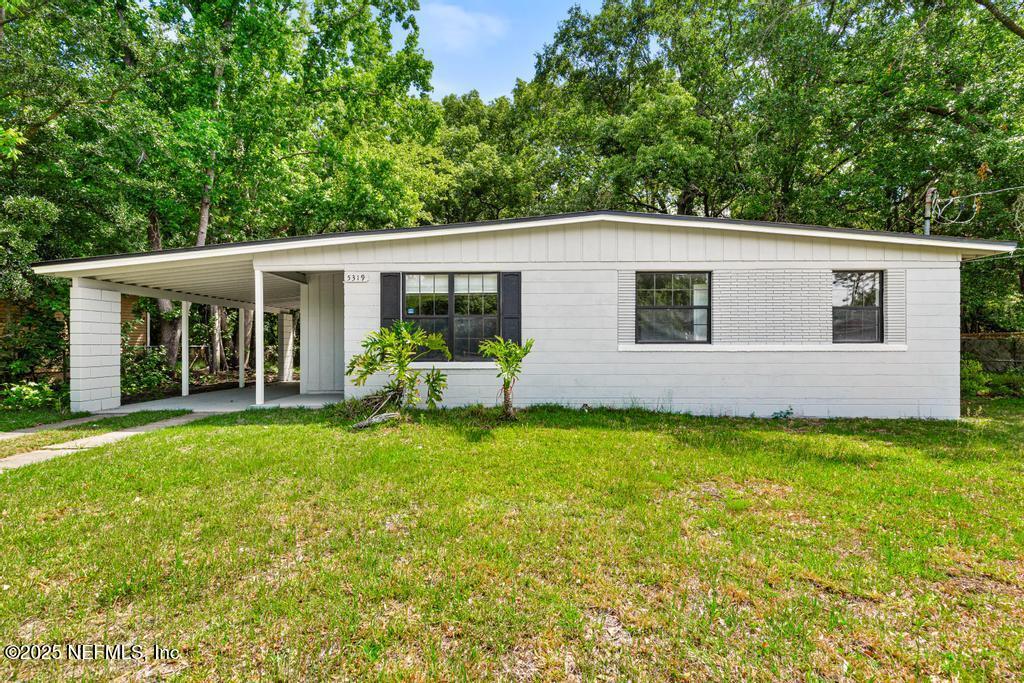 Property Photo:  5319 Bunche Drive  FL 32209 