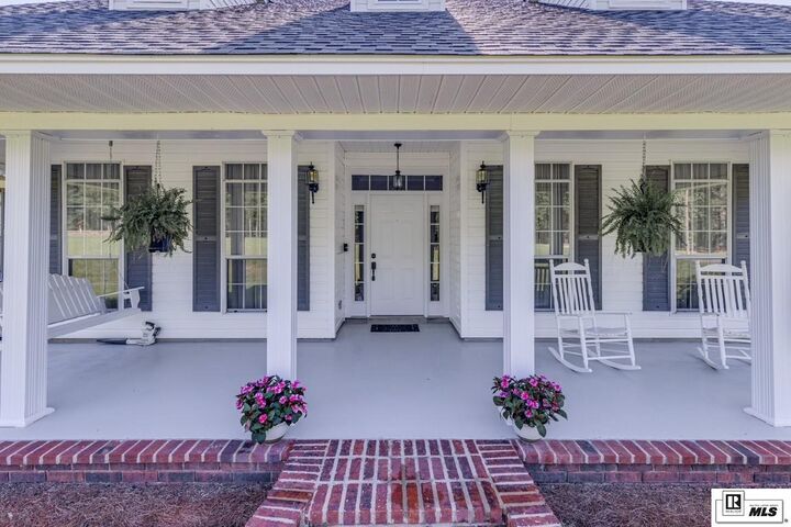 Property Photo:  757 Winnfield Road  LA 71292 