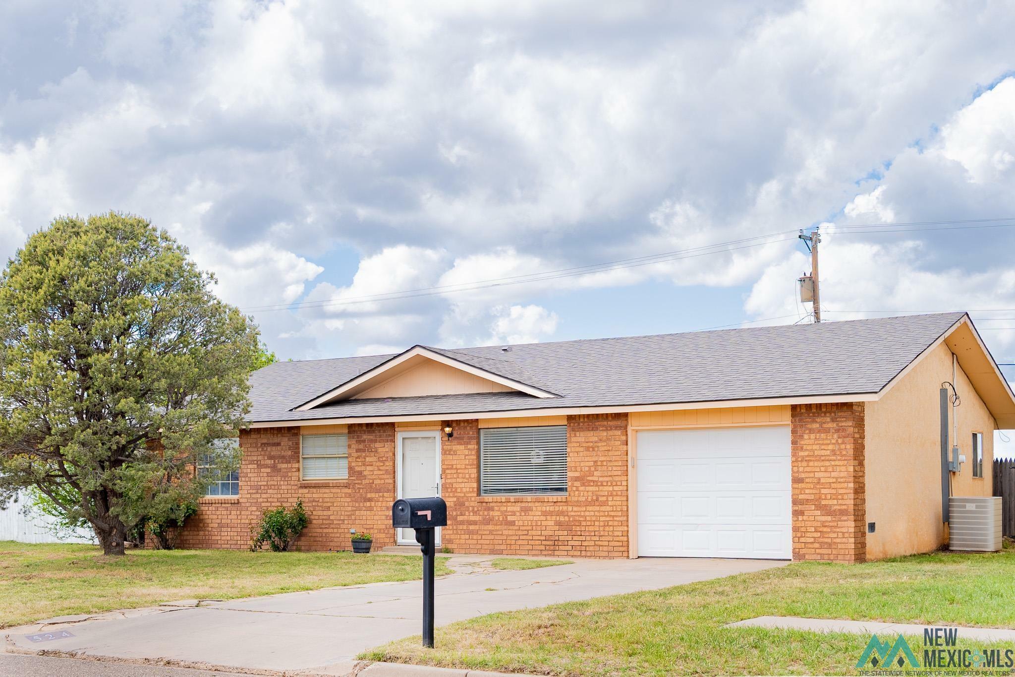 524 Tucker Avenue  Clovis NM 88101 photo