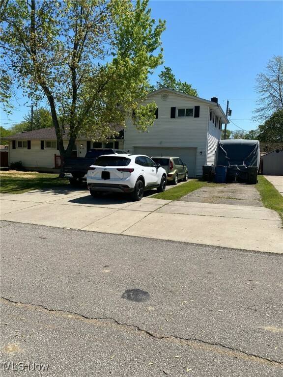 Property Photo: 805 Roberts Street OH 44054