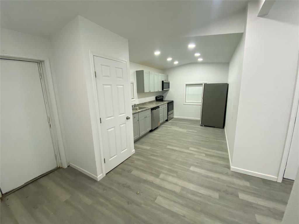 Property Photo: 2906 Southside Drive B TX 76801