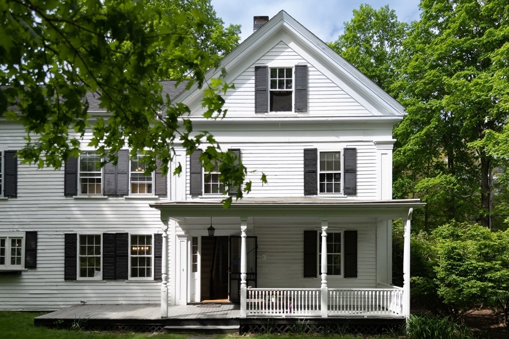 254 Conant Road  Weston MA 02493 photo