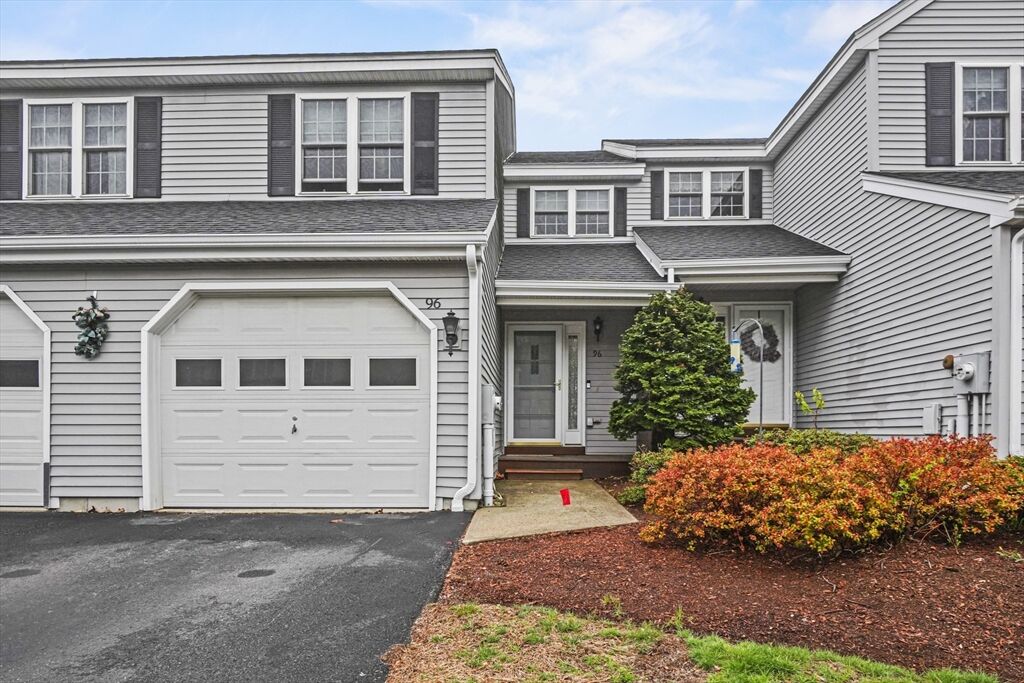 Property Photo:  96 Caspian Way 96  MA 01420 