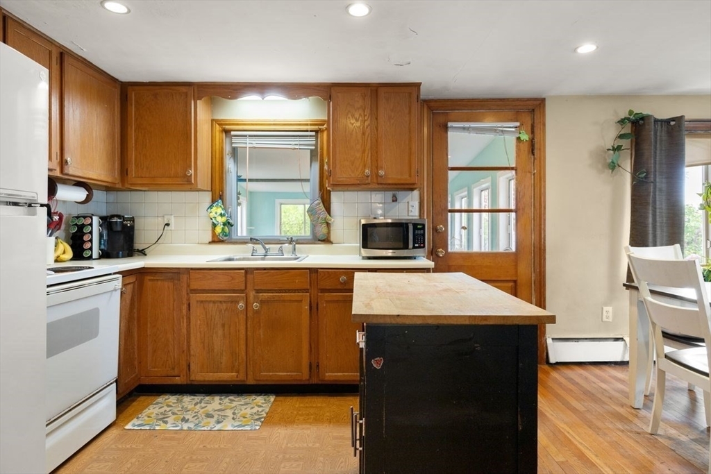 Property Photo: 20 Linda Ave MA 01844