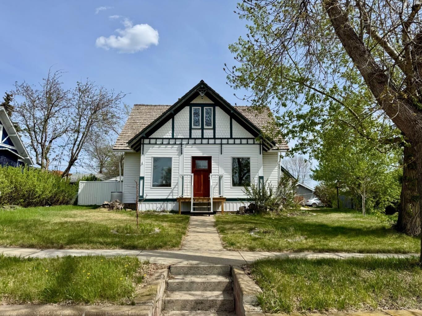 Property Photo: 4717 52 Street AB T0C 2L1