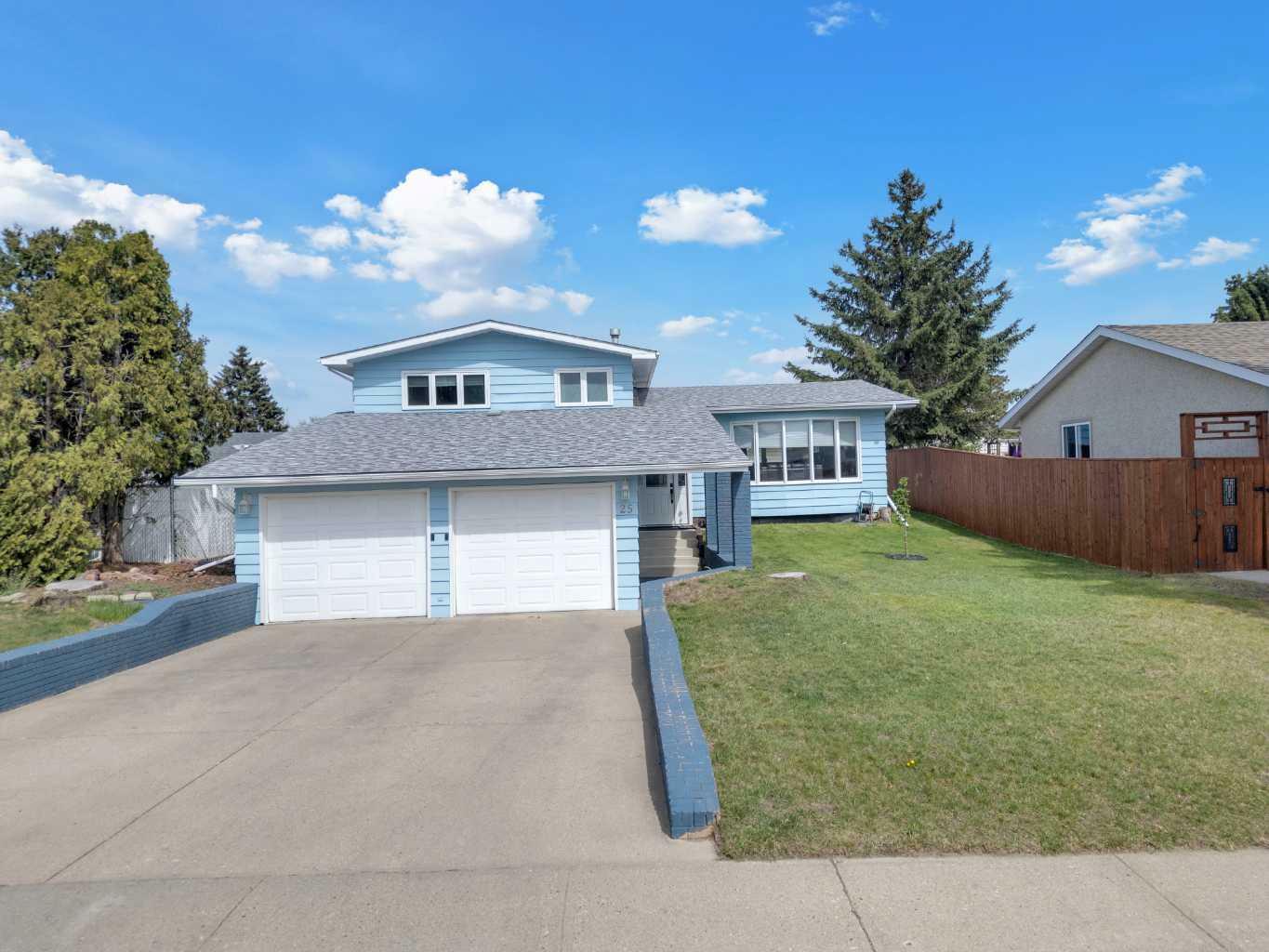Property Photo: 25 Neville Close AB T4P 1T8