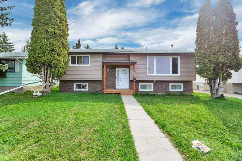 37 Nagel Avenue  Red Deer AB T4P 1N7 photo