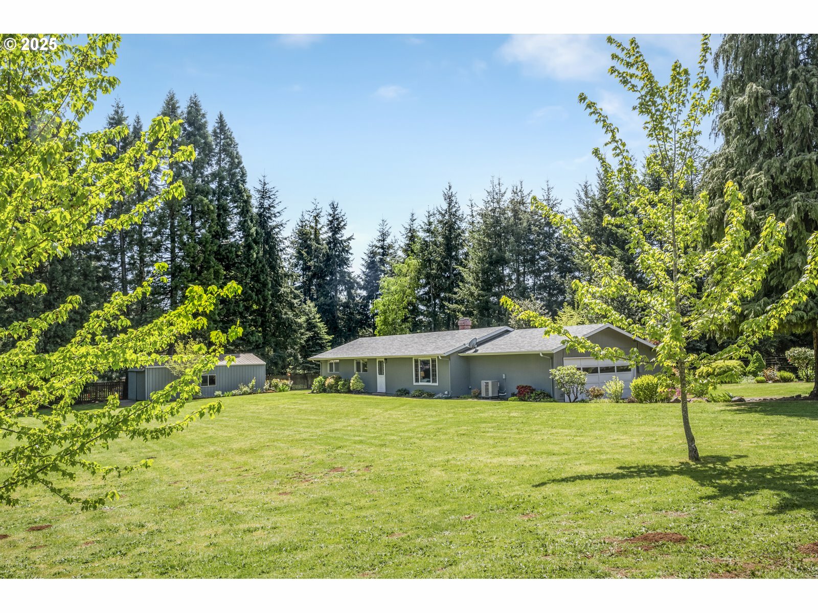 Property Photo: 16944 S Williams Rd OR 97004