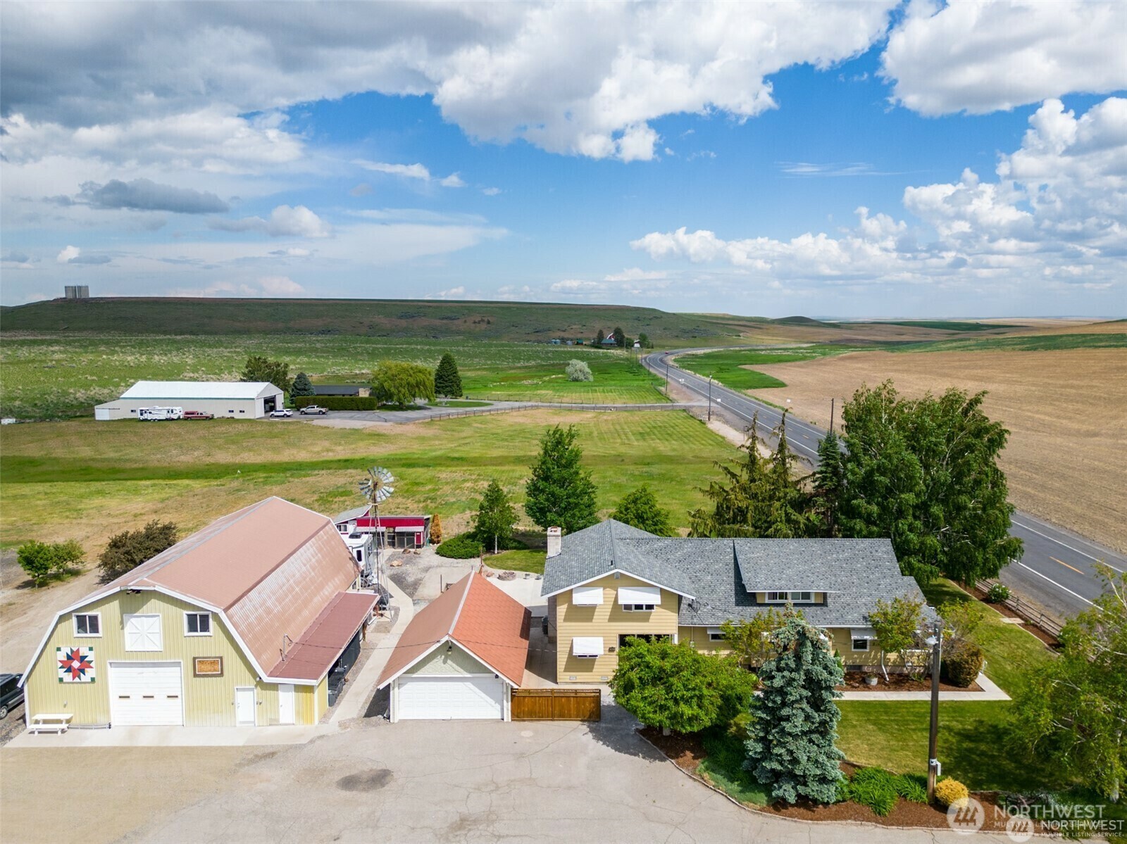 Property Photo: 803 E Poplar Avenue WA 98858