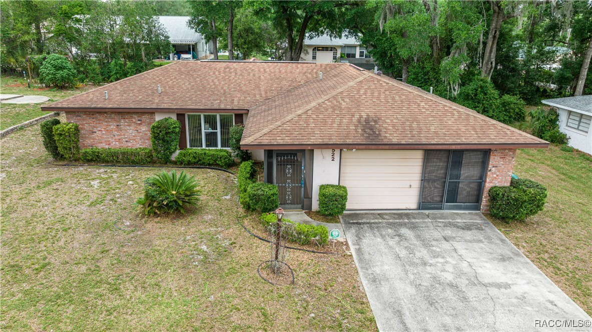 Property Photo: 522 Hiawatha Avenue FL 34452