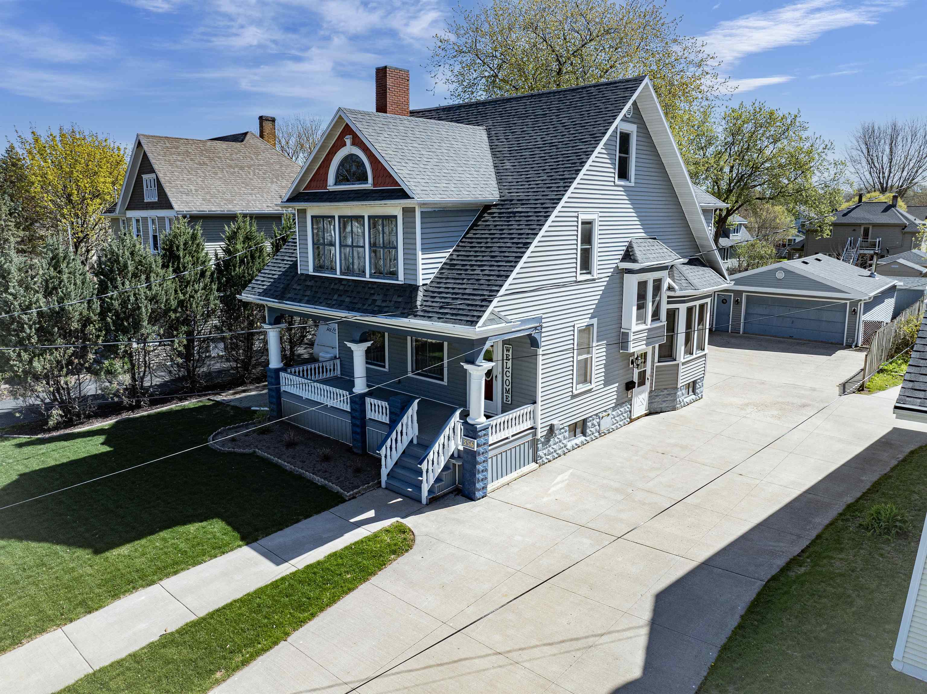 Property Photo: 356 Naymut Street WI 54952-3423