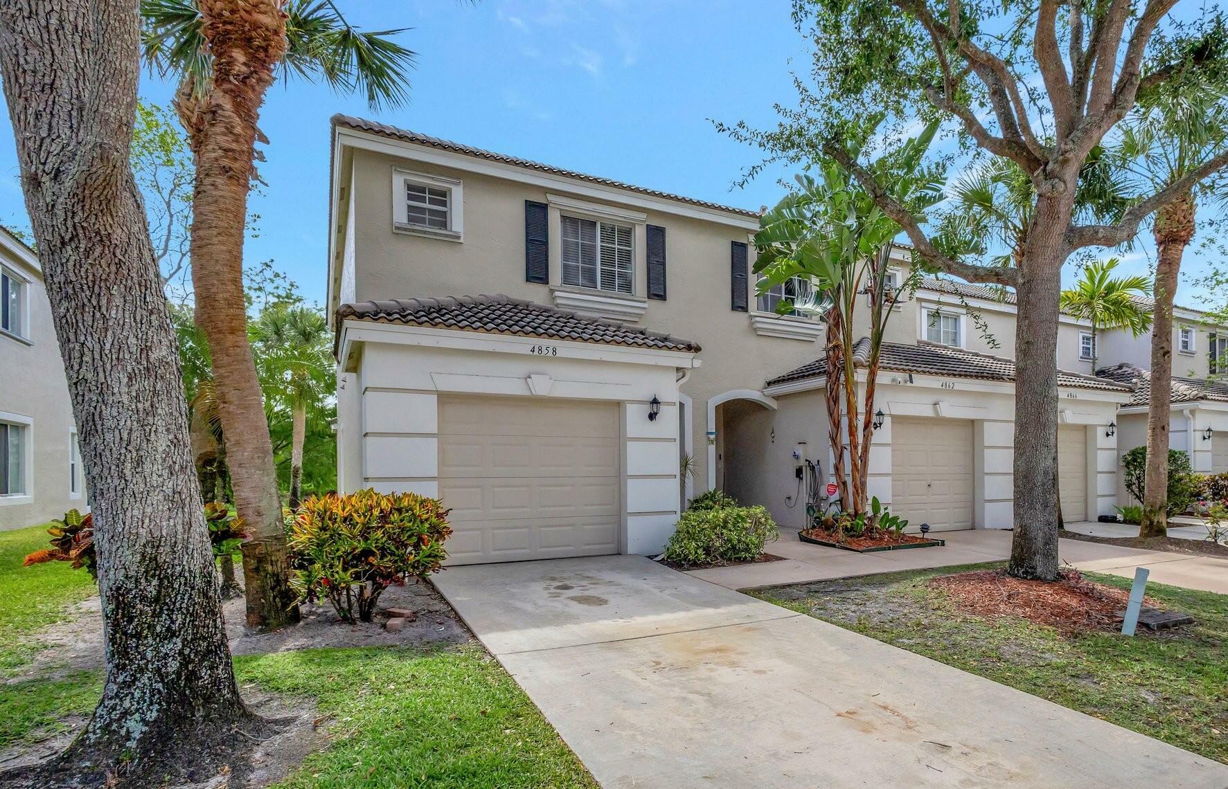 Property Photo: 4858 Palmbrooke Circle FL 33417