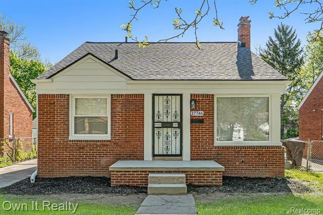 17746 Lenore  Detroit MI 48219 photo