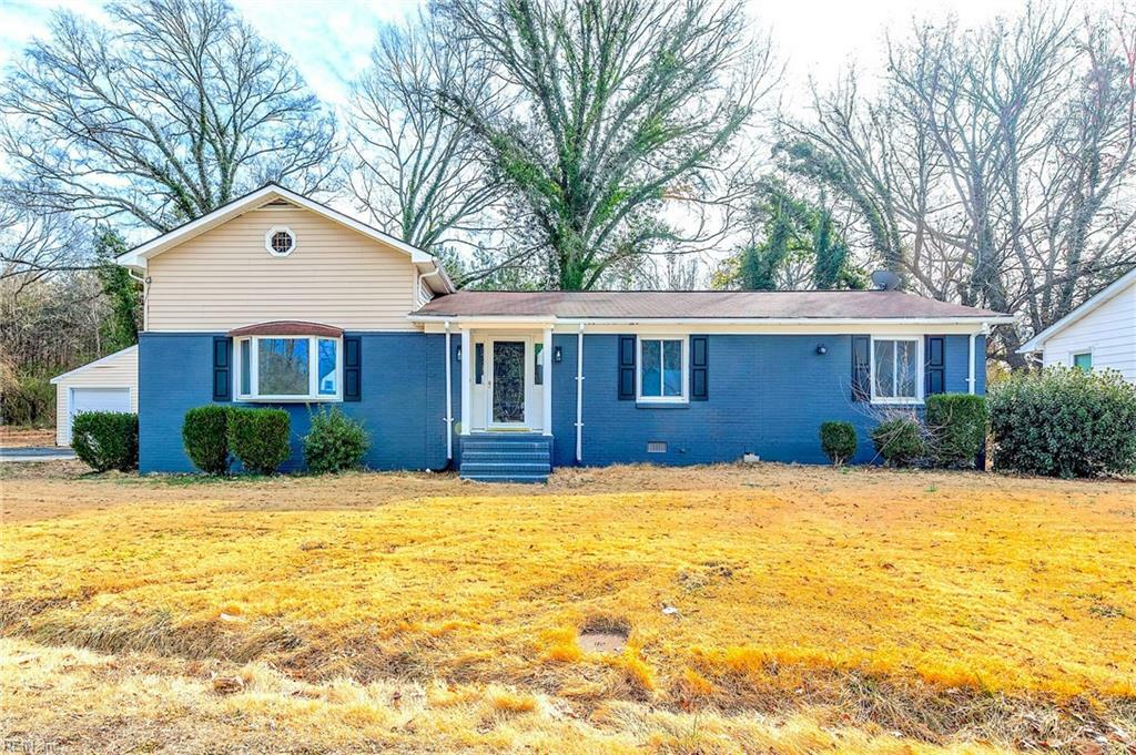 Property Photo: 250 Ogden St VA 23181