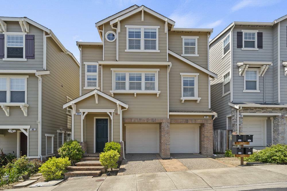 Property Photo:  978 Martin Trail  CA 94014 