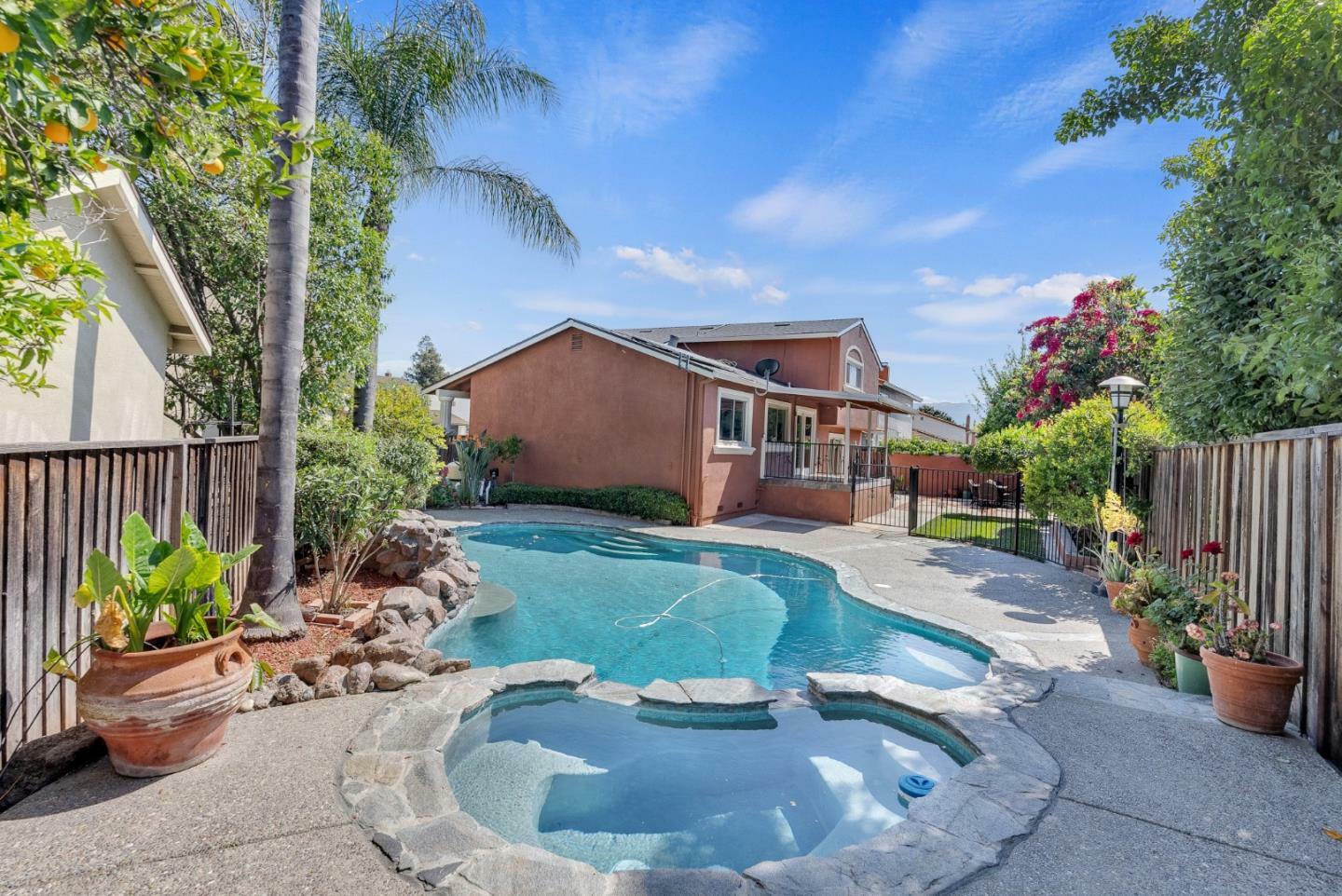 Property Photo: 85 Park Oxford Place CA 95136