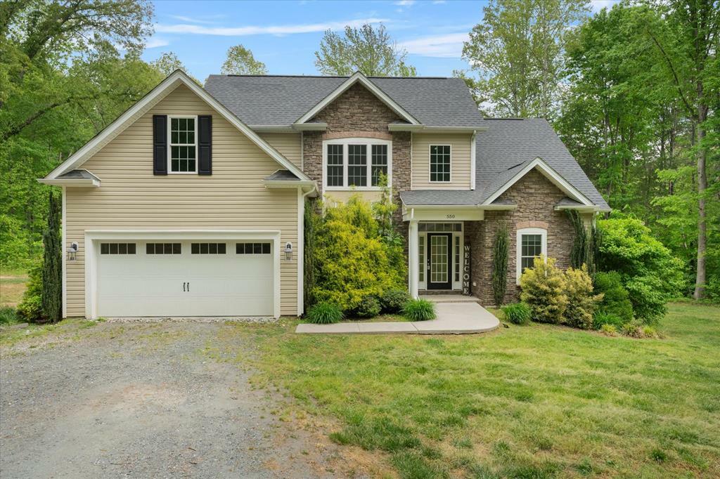 550 W Lockett Creek Blvd  Pamplin VA 23958 photo