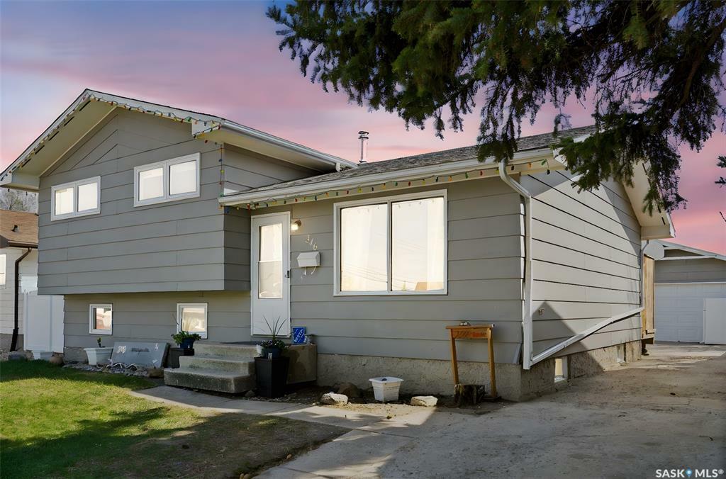 Photo de la propriété: 346 Wellington Drive SK S6K 1A4