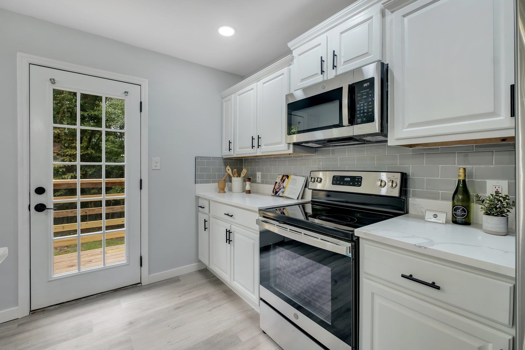 Property Photo: 302 Glenview Drive FL 32303