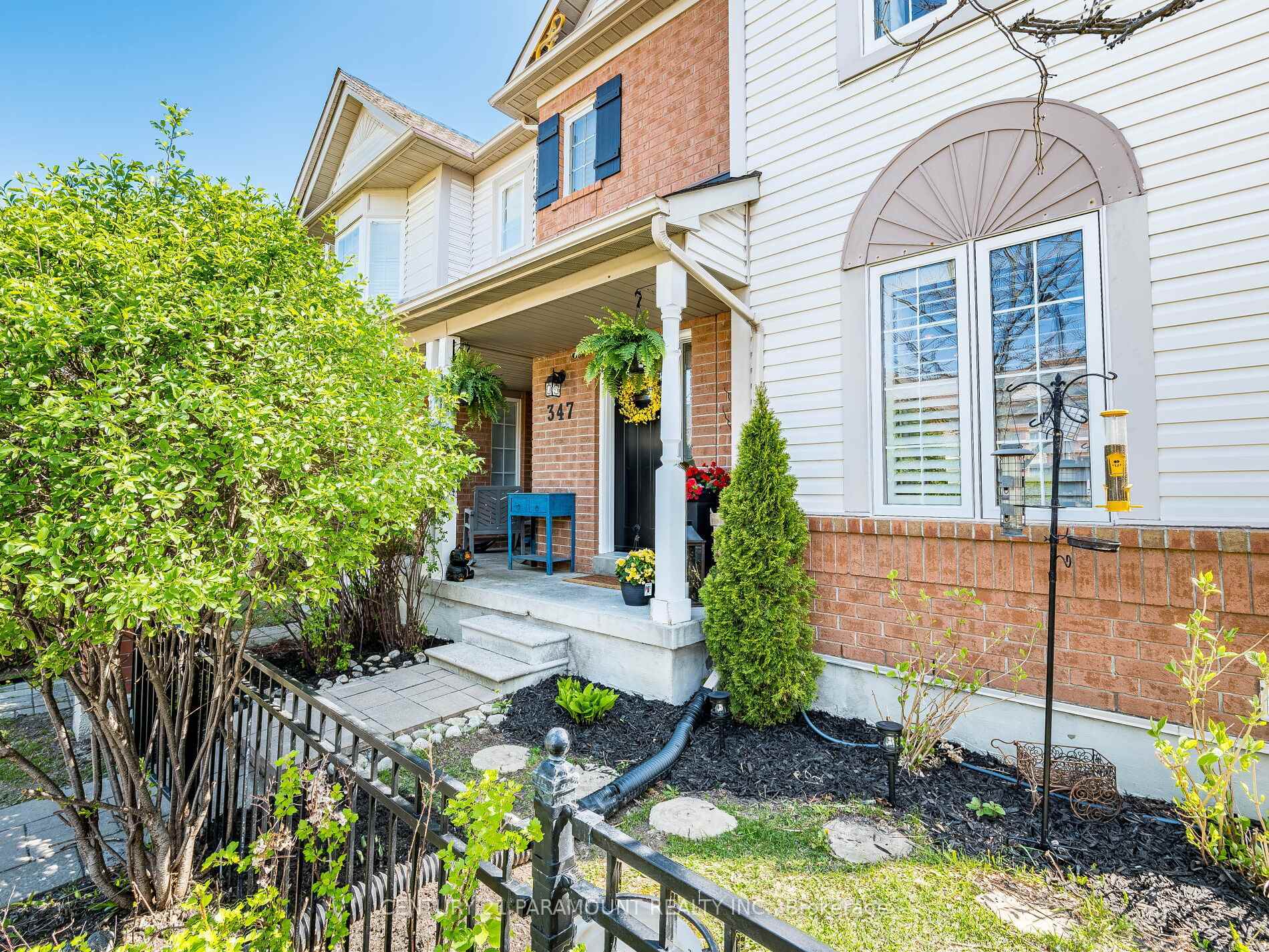 Property Photo: 347 John West Way ON L4G 7J7